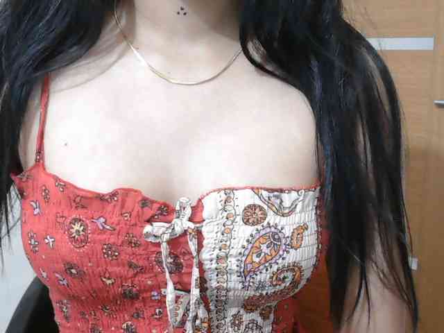 Radhalove webcam