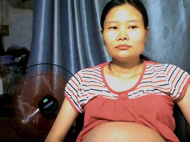 Lovelyhoney live cam on BongaCams