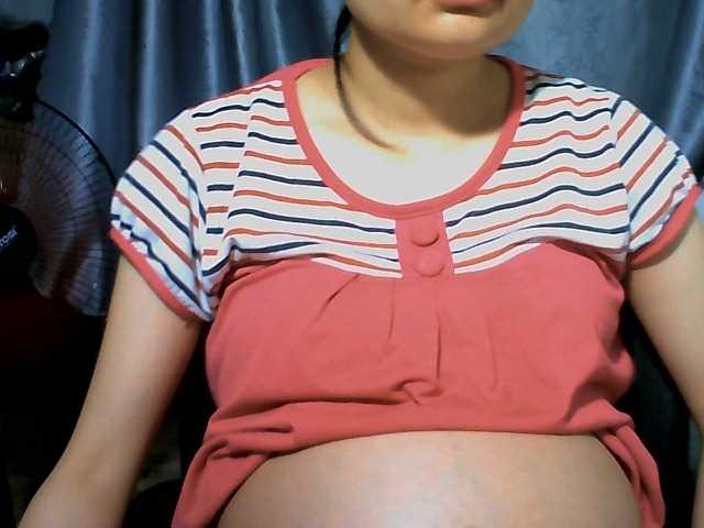 Lovelyhoney live cam on BongaCams