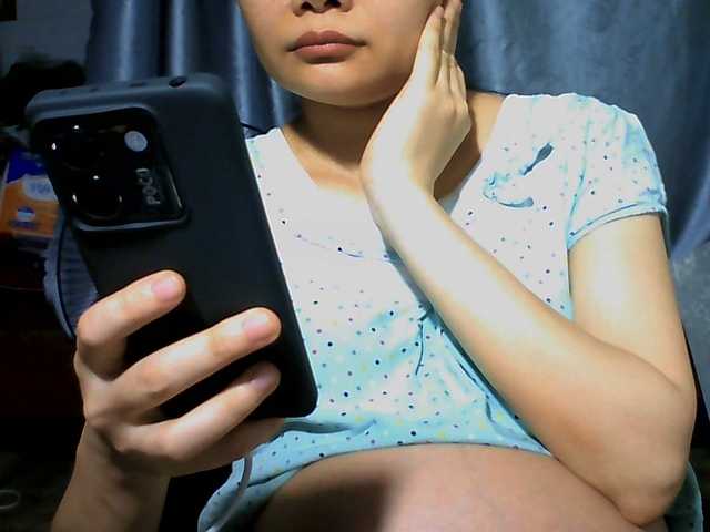 Lovelyhoney live cam on BongaCams