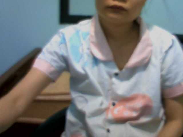 Lovelyhoney live cam preview