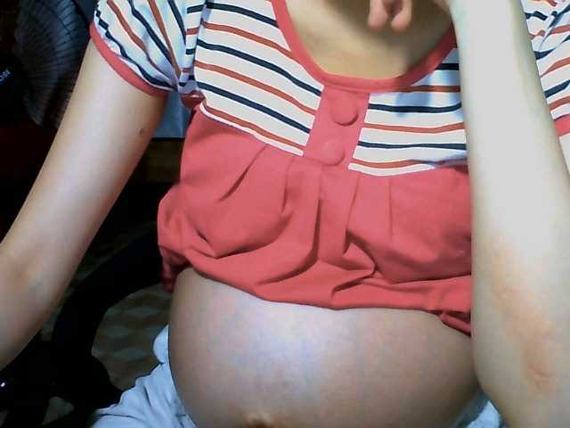 Lovelyhoney live cam on BongaCams