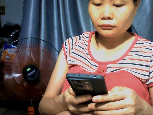 Lovelyhoney live cam on BongaCams