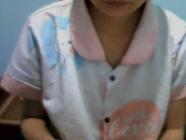 Lovelyhoney live cam preview