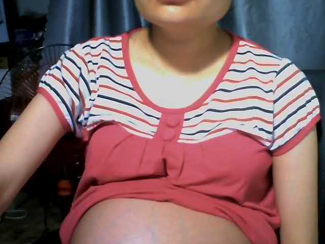 Lovelyhoney live cam on BongaCams