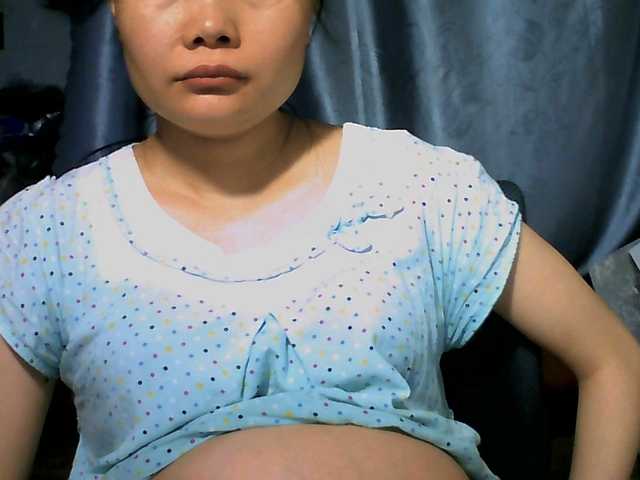 Lovelyhoney live cam on BongaCams