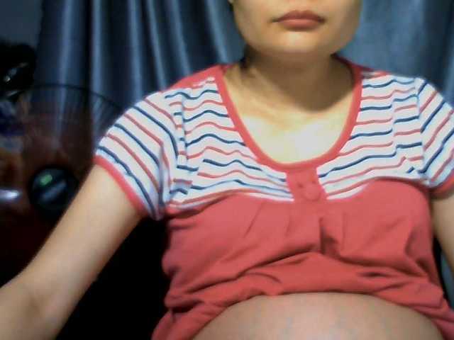 Lovelyhoney live cam on BongaCams