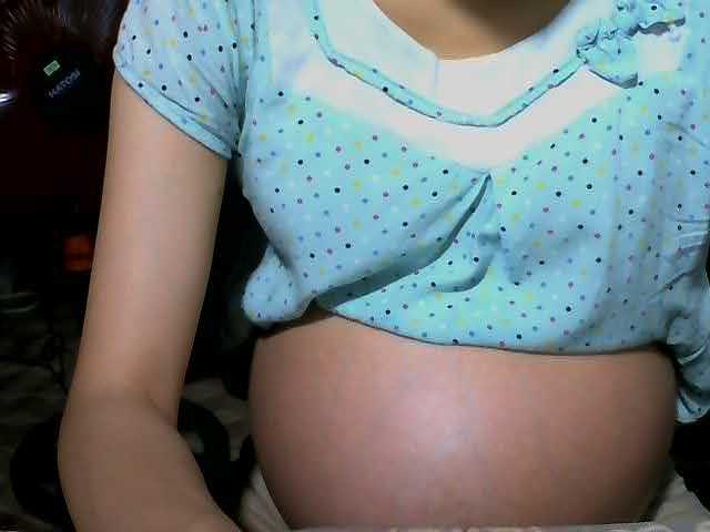 Lovelyhoney live cam on BongaCams