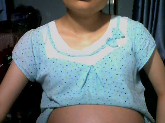 Lovelyhoney live cam on BongaCams