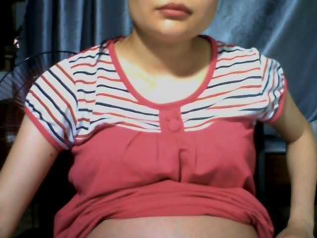 Lovelyhoney live cam on BongaCams
