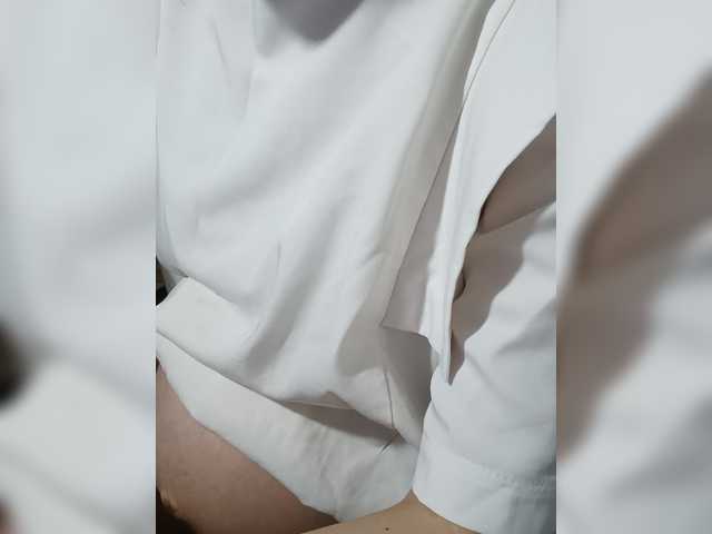 Lovelyhoney live cam on BongaCams
