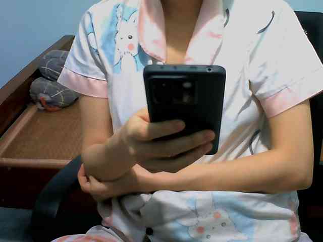 Lovelyhoney webcam