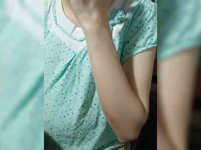 Lovelyhoney webcam