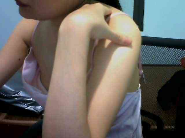 Lovelyhoney webcam