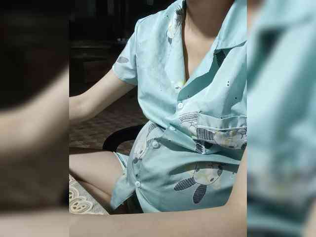 Lovelyhoney webcam