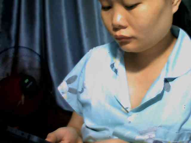 Lovelyhoney webcam