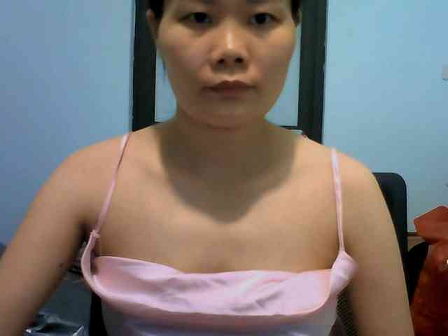 Lovelyhoney webcam