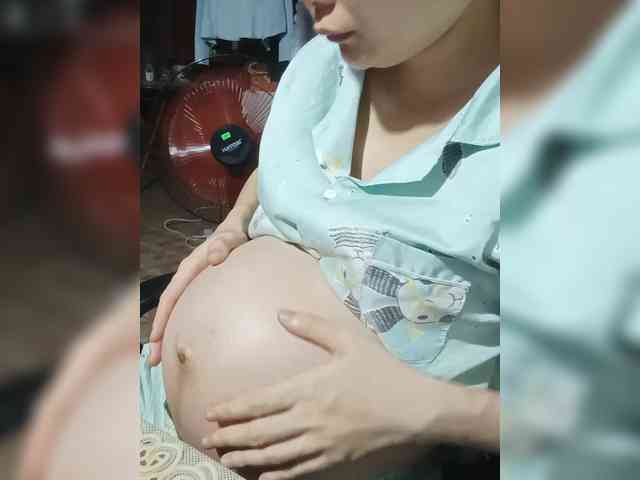 Lovelyhoney webcam