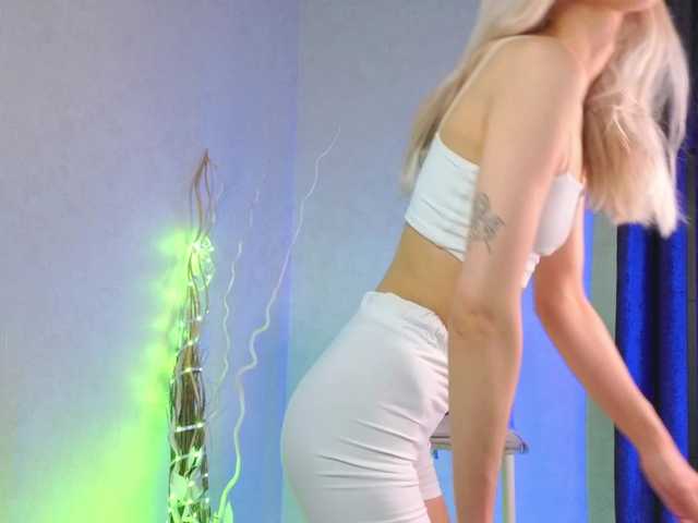 LuxuryBarbie live cam on BongaCams