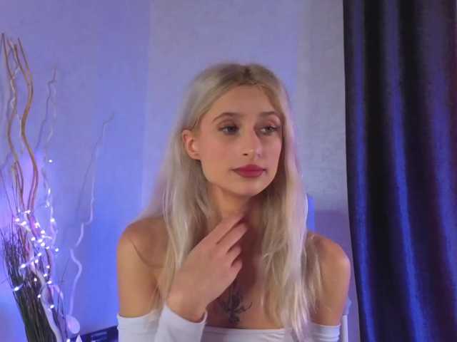 LuxuryBarbie, en vivo ahora en BongaCams