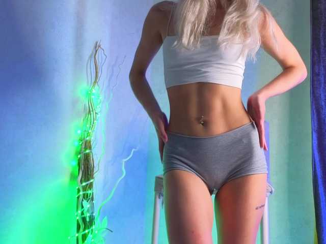 LuxuryBarbie live webcam show