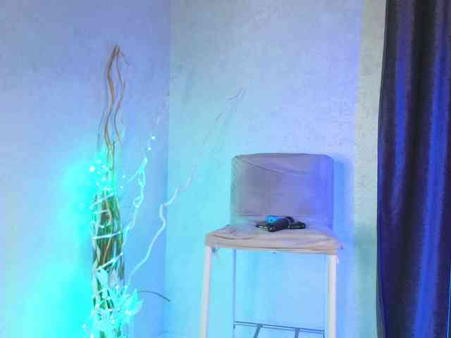 LuxuryBarbie webcam