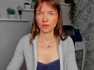 KiraBliss Porn Show