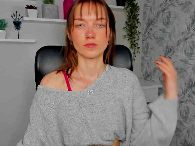 KiraBliss webcam