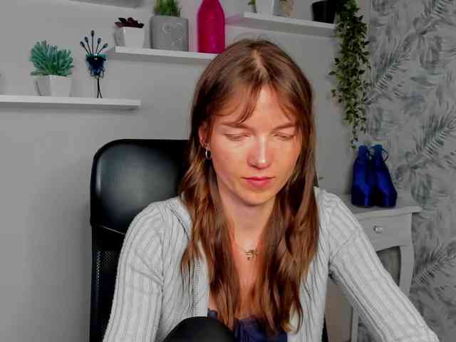 KiraBliss webcam