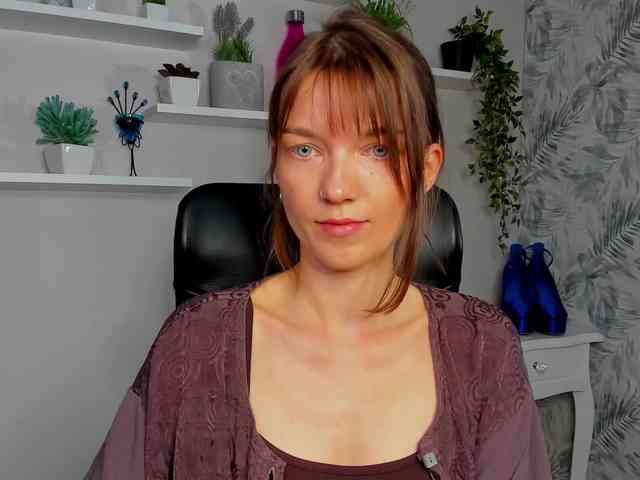 KiraBliss webcam