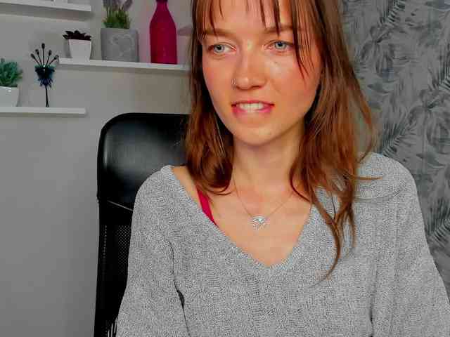 KiraBliss webcam