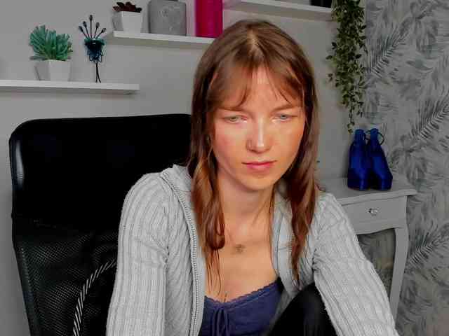 KiraBliss webcam
