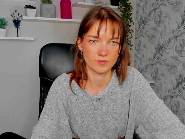 KiraBliss webcam