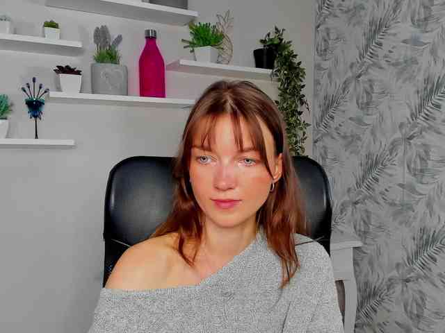 KiraBliss webcam
