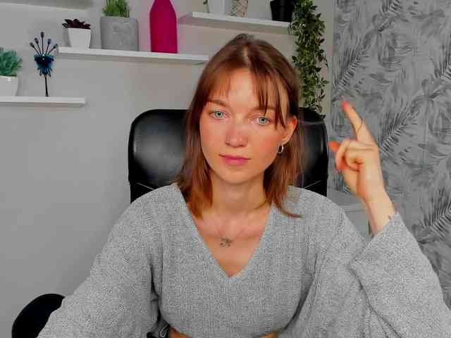 KiraBliss webcam