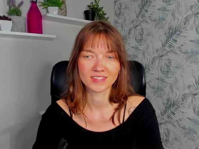 KiraBliss webcam