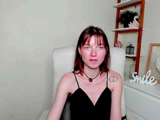 KiraBliss webcam