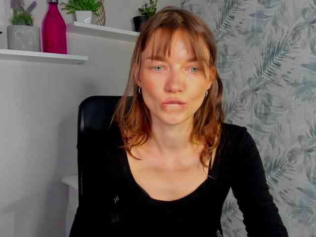KiraBliss webcam