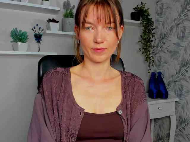 KiraBliss webcam