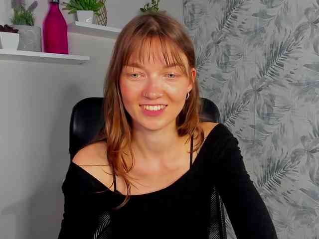 KiraBliss webcam