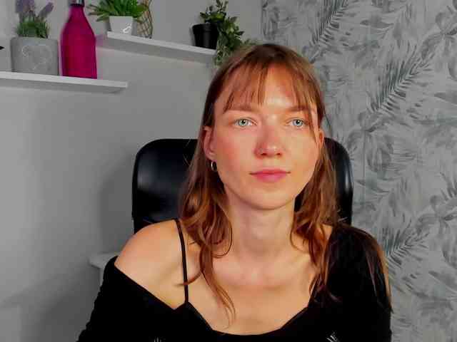 KiraBliss webcam