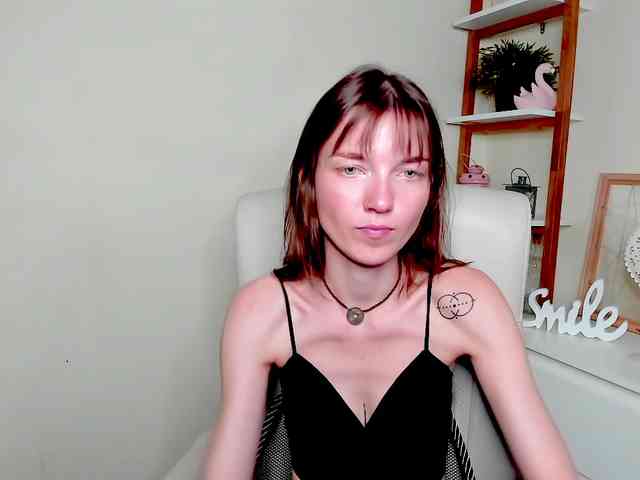 KiraBliss webcam