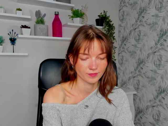 KiraBliss webcam