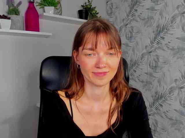 KiraBliss webcam