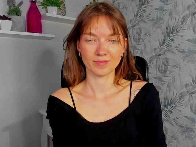 KiraBliss webcam