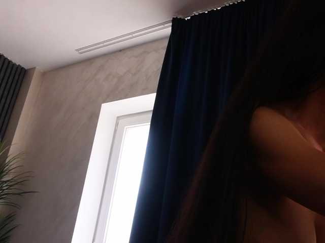 gloriaa-shine live cam on BongaCams