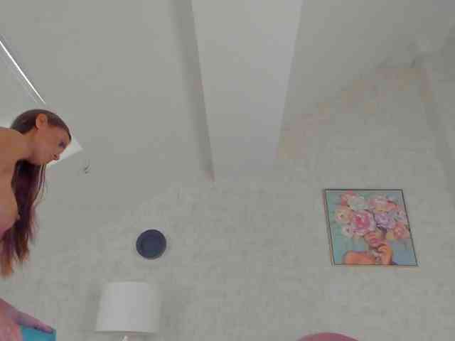 gloriaa-shine webcam