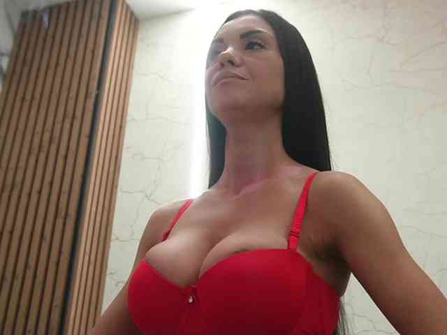 gloriaa-shine webcam