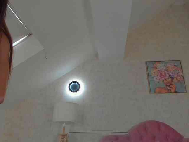gloriaa-shine webcam