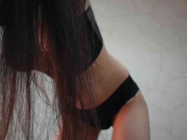 gloriaa-shine webcam